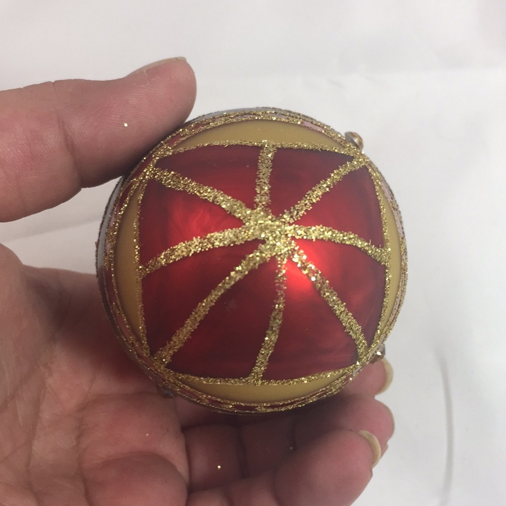 Vintage GKI/Bethlehem Glass Egg shaped embellished Christmas Ornament - Picture 7 of 8